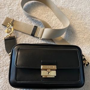 Michael Kors crossbody